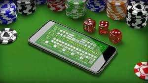 Tournament leaderboard display showing real-time player rankings and prize allocation